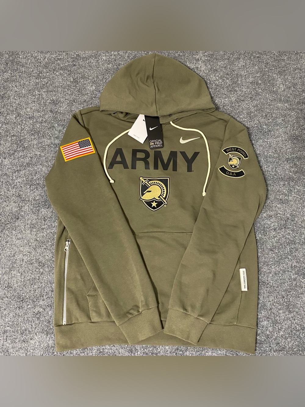 Nike Army Black Knights Military Appreciation Dri-FIT Hoodie Mens Medium NWT